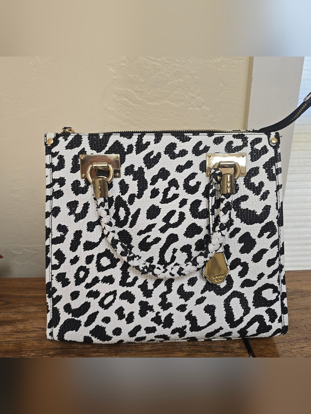 Gianni Bini NWOT Women's Black & White Leopard Print Tote Bag with Gold Hardware